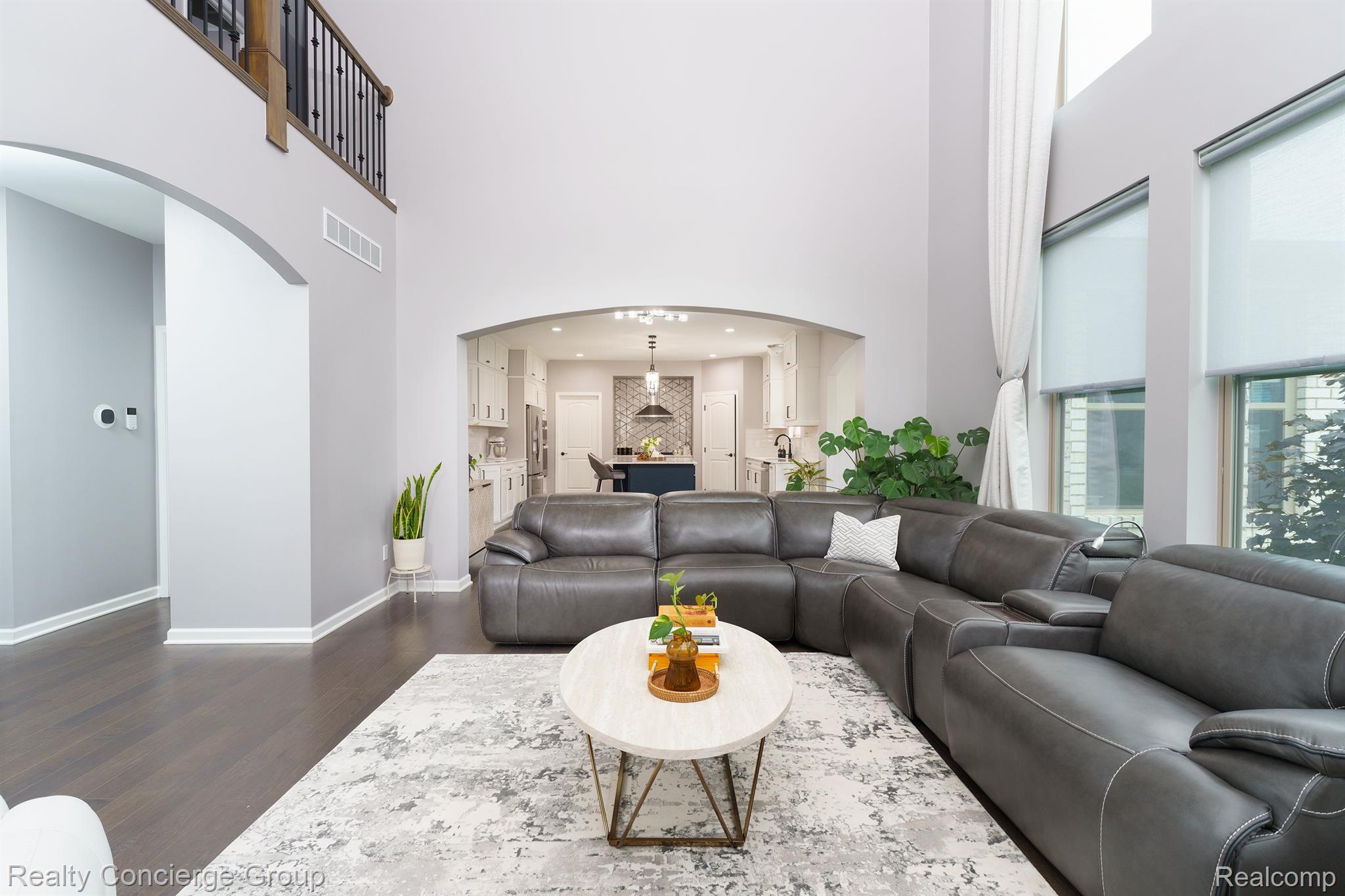 2165 Memorial Lane Rochester, MI 48307 - Photo 10 of 34 So much space for seating & furniture