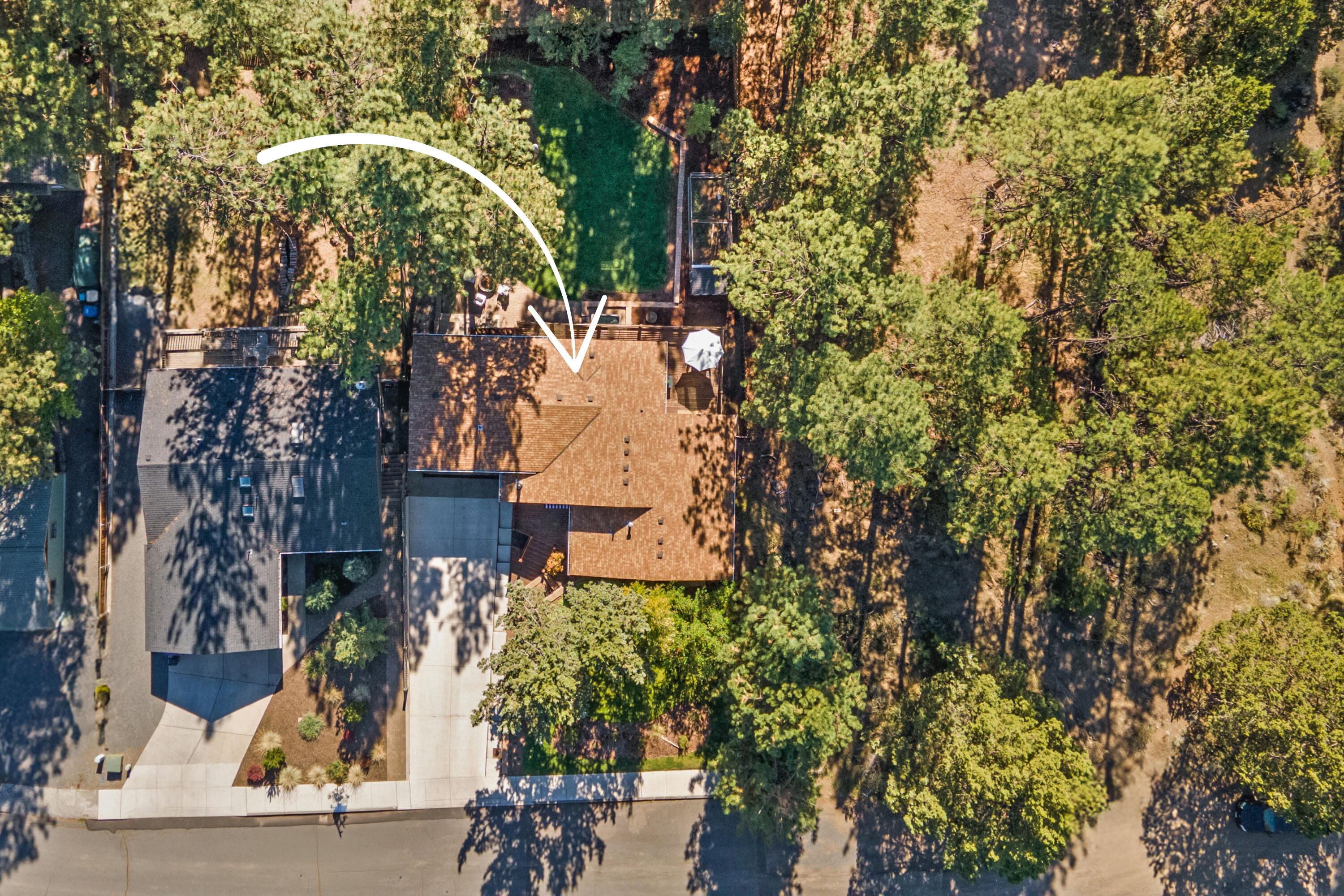 1961 Southwest Knoll Avenue Bend, OR 97702 - Photo 48 of 53 an aerial view of multiple house