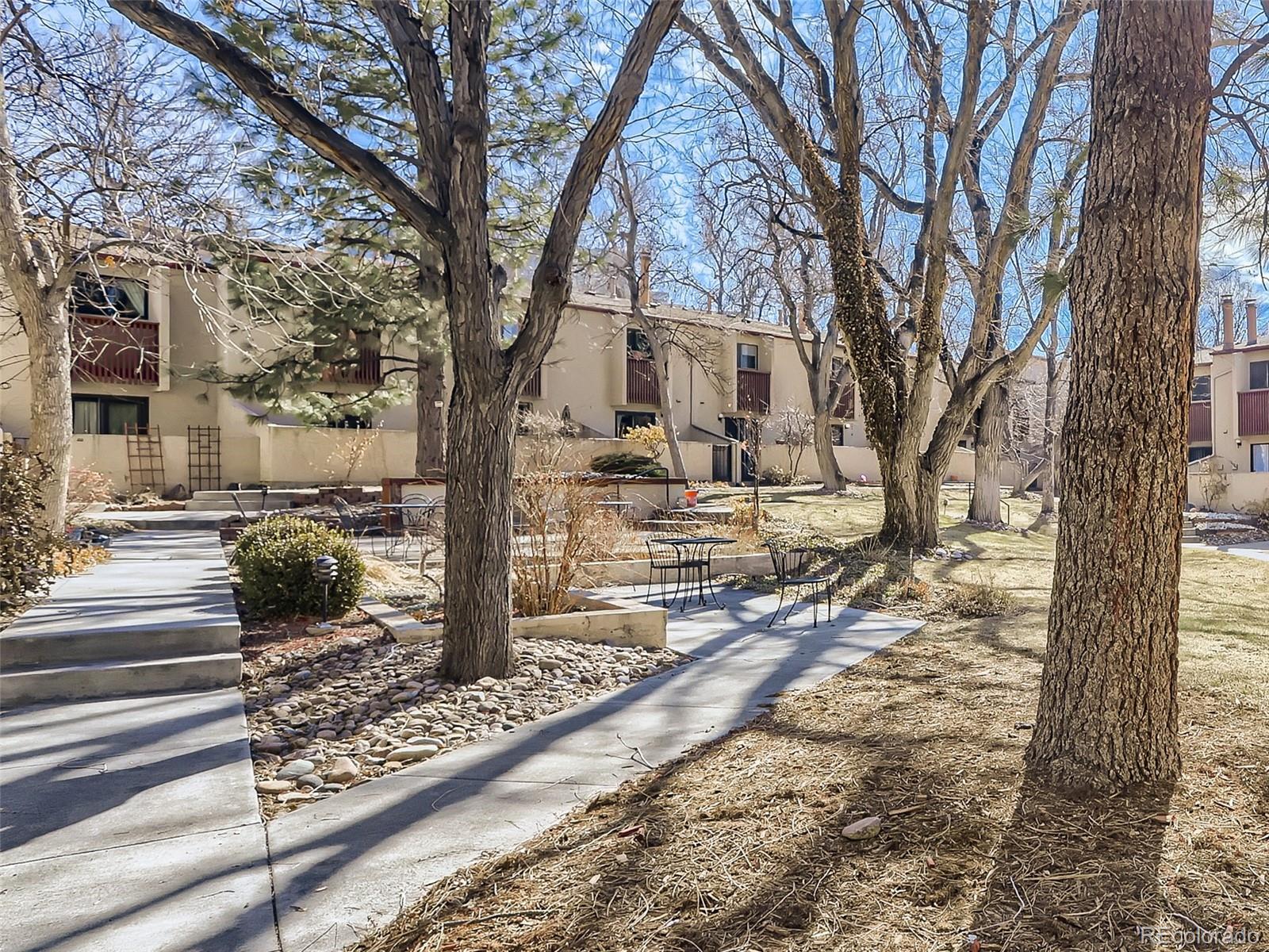 1060 South Parker Road, Unit 12 Denver, CO 80231 - Photo 24 of 28