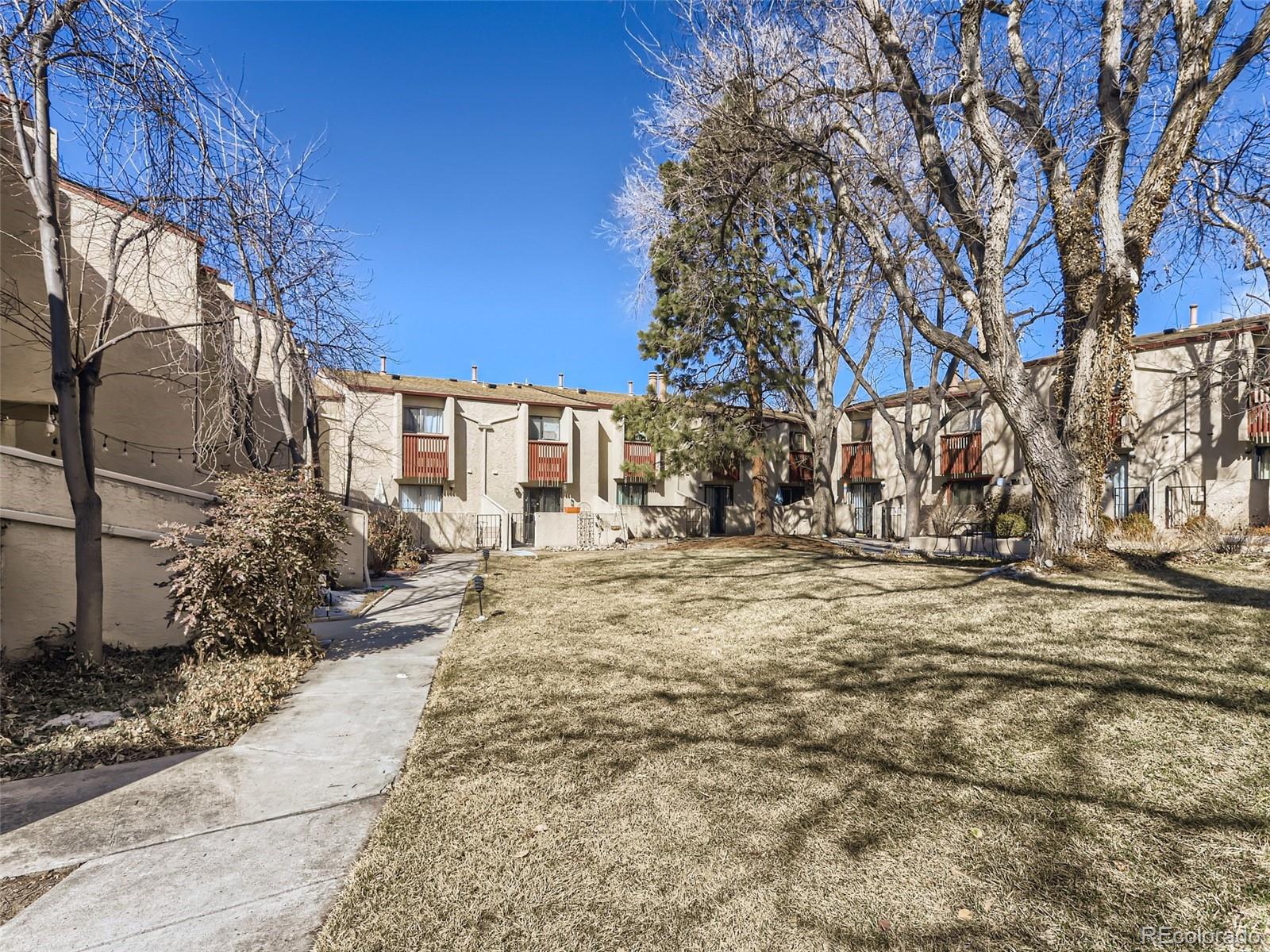 1060 South Parker Road, Unit 12 Denver, CO 80231 - Photo 27 of 28