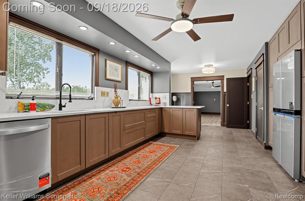 52401 Baker Road Chesterfield, MI 48047 - Photo 6 of 47 Gallery Image 6