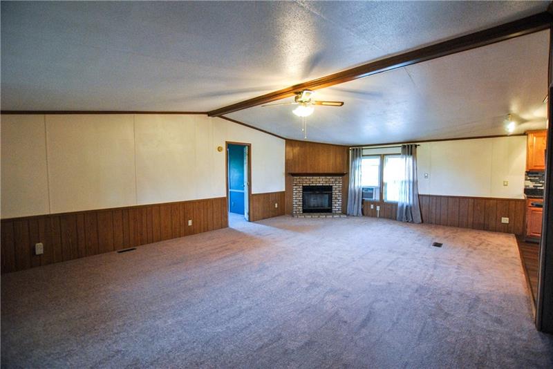 152 Knoch Road Saxonburg, PA 16056 - Photo 3 of 24 Gallery Image 3