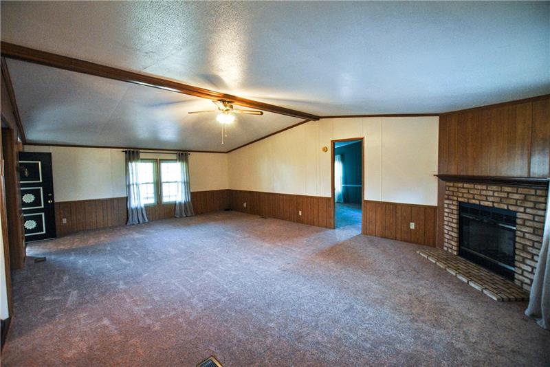 152 Knoch Road Saxonburg, PA 16056 - Photo 5 of 24 Gallery Image 5