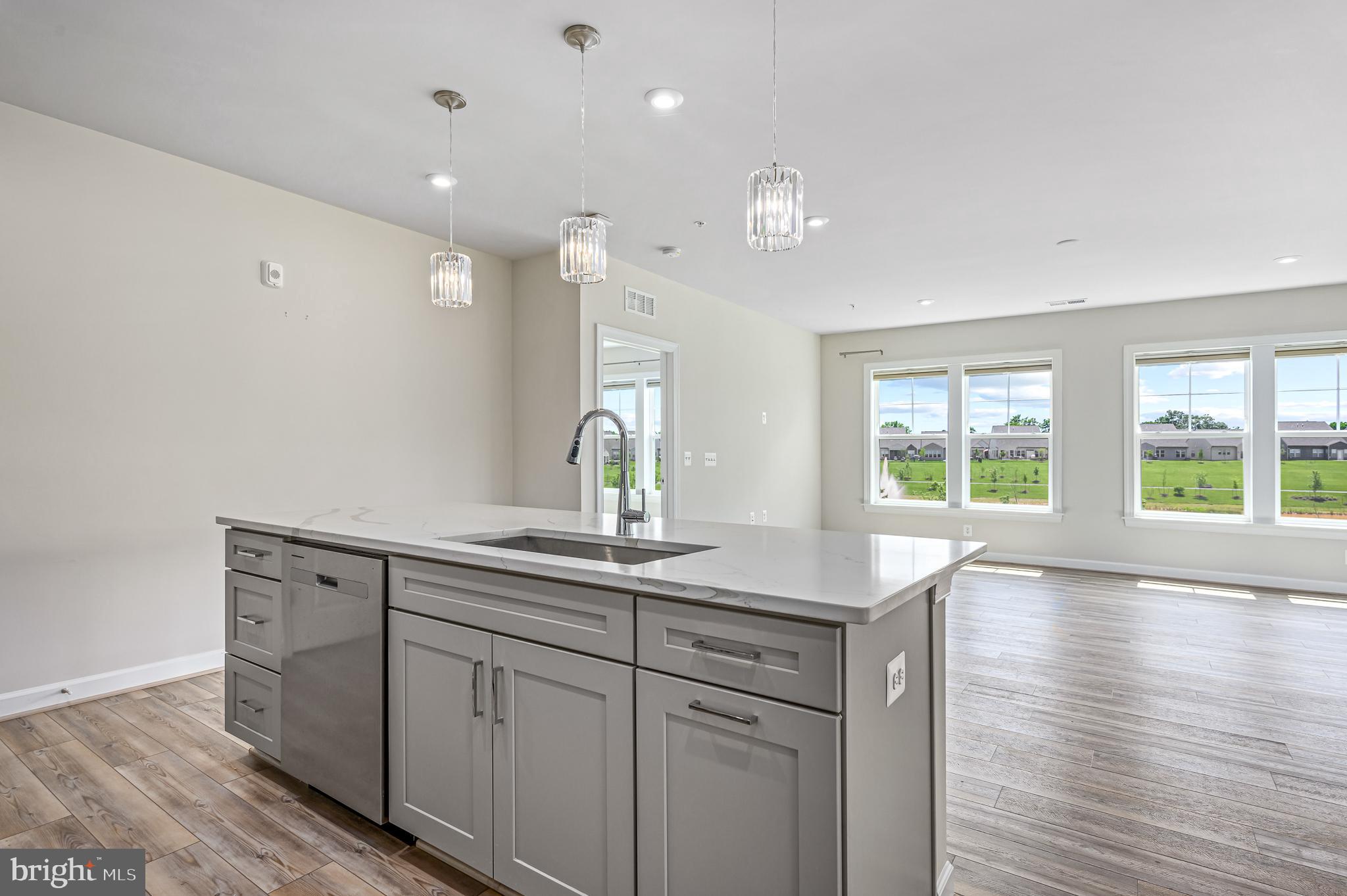 21894 Hawksbill High Circle, Unit 201 Sterling, VA 20164 - Photo 7 of 54 Kitchen/Living
