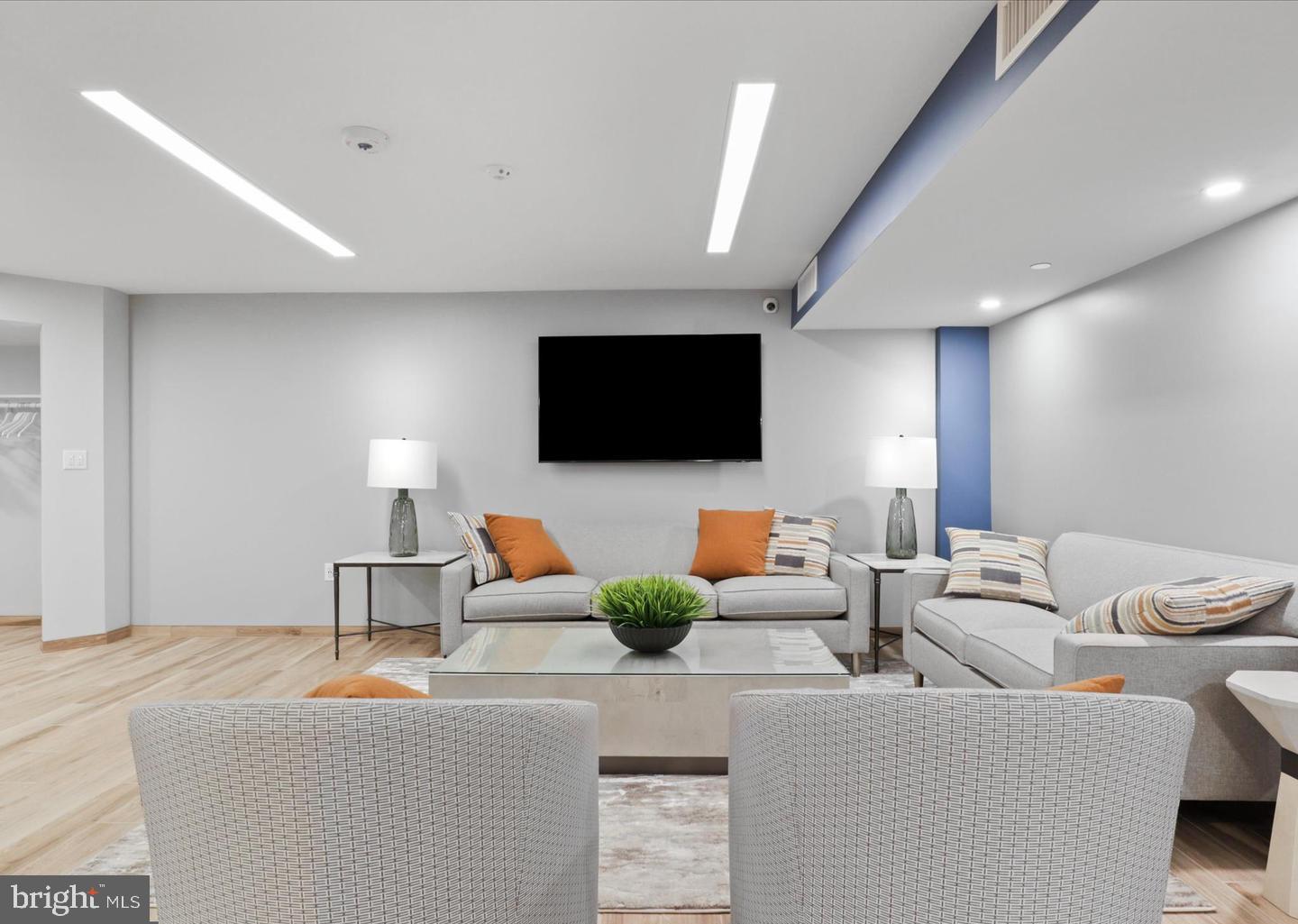 1808 Old Meadow Road, Unit 702 McLean, VA 22102 - Photo 15 of 19 Community room