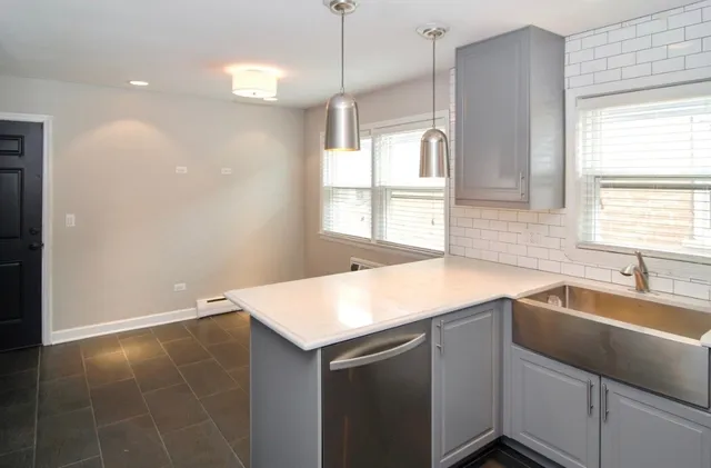 $2,500 | 2019 North 72nd Court, Unit 2, Elmwood Park, IL 60707