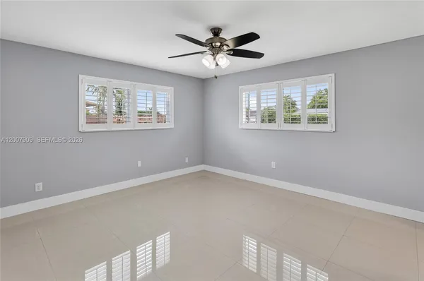 $4,400 | 4865 Southwest 94th Avenue, Miami, FL 33165