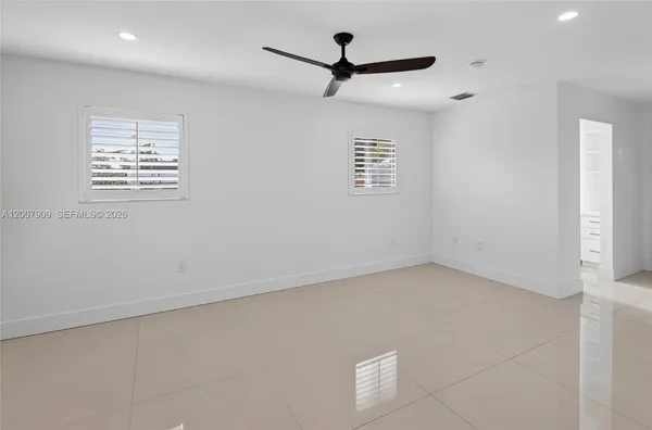 $4,400 | 4865 Southwest 94th Avenue, Miami, FL 33165