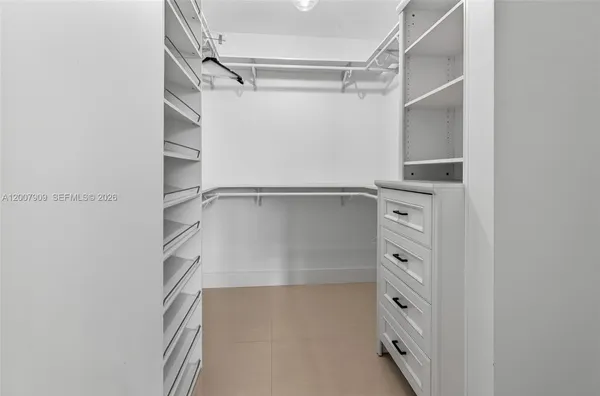 $4,400 | 4865 Southwest 94th Avenue, Miami, FL 33165