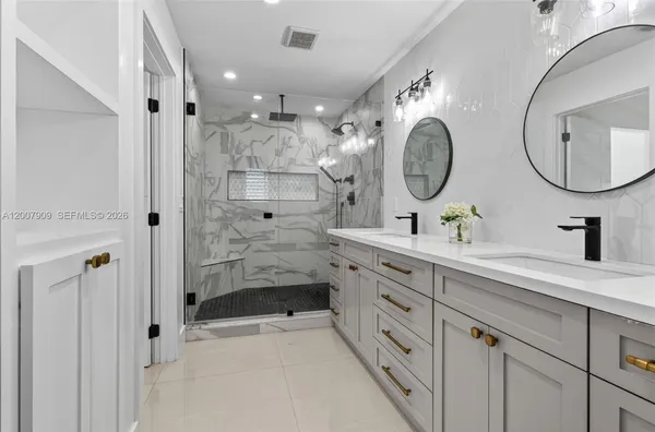 $4,400 | 4865 Southwest 94th Avenue, Miami, FL 33165