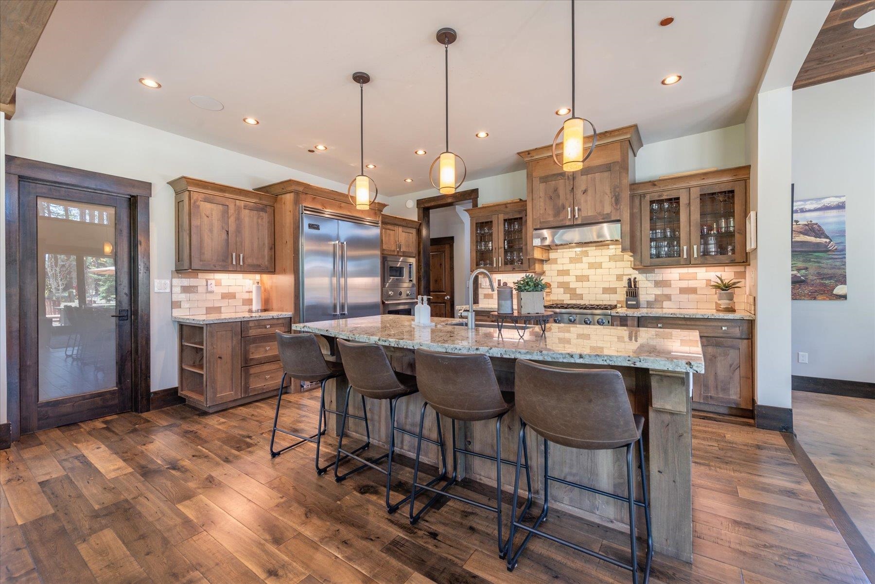11090 Henness Road Truckee, CA 96161 - Photo 8 of 26