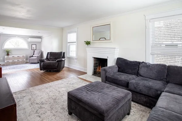 $524,900 | 32 Oakland Street, Fall River, MA 02720