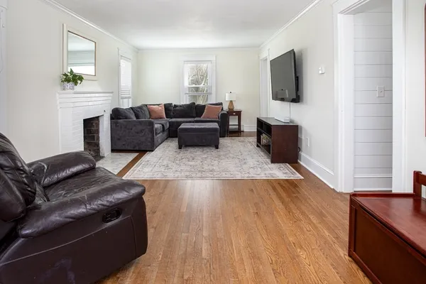 $524,900 | 32 Oakland Street, Fall River, MA 02720