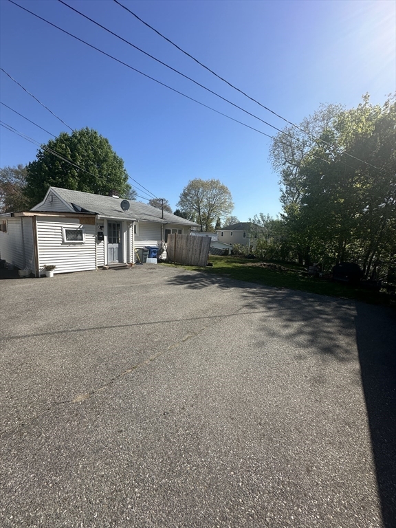 155 R Seminole Avenue Waltham, MA 02451 - Photo 25 of 31 Gallery Image 25
