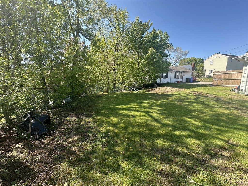 155 R Seminole Avenue Waltham, MA 02451 - Photo 26 of 31 Gallery Image 26