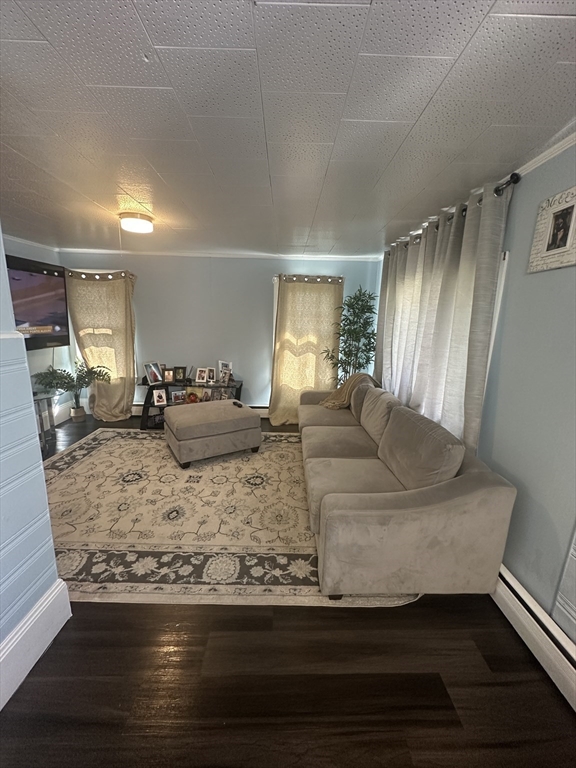155 R Seminole Avenue Waltham, MA 02451 - Photo 6 of 31 Gallery Image 6