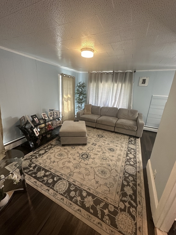 155 R Seminole Avenue Waltham, MA 02451 - Photo 10 of 31 Gallery Image 10