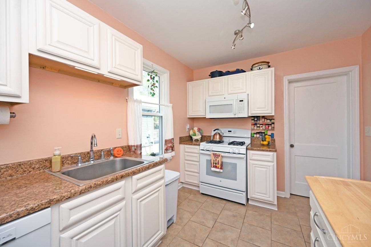 4553 Cooper Road Blue Ash, OH 45242 - Photo 13 of 26 Gallery Image 13