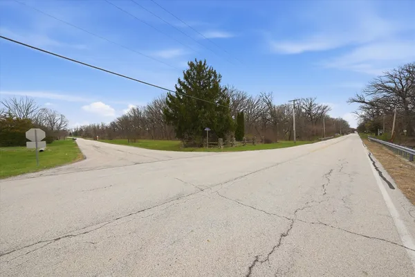 $145,000 | 5525 West Heatherbrook Trail, Monee, IL 60449