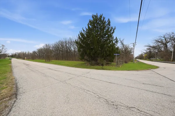 $145,000 | 5525 West Heatherbrook Trail, Monee, IL 60449