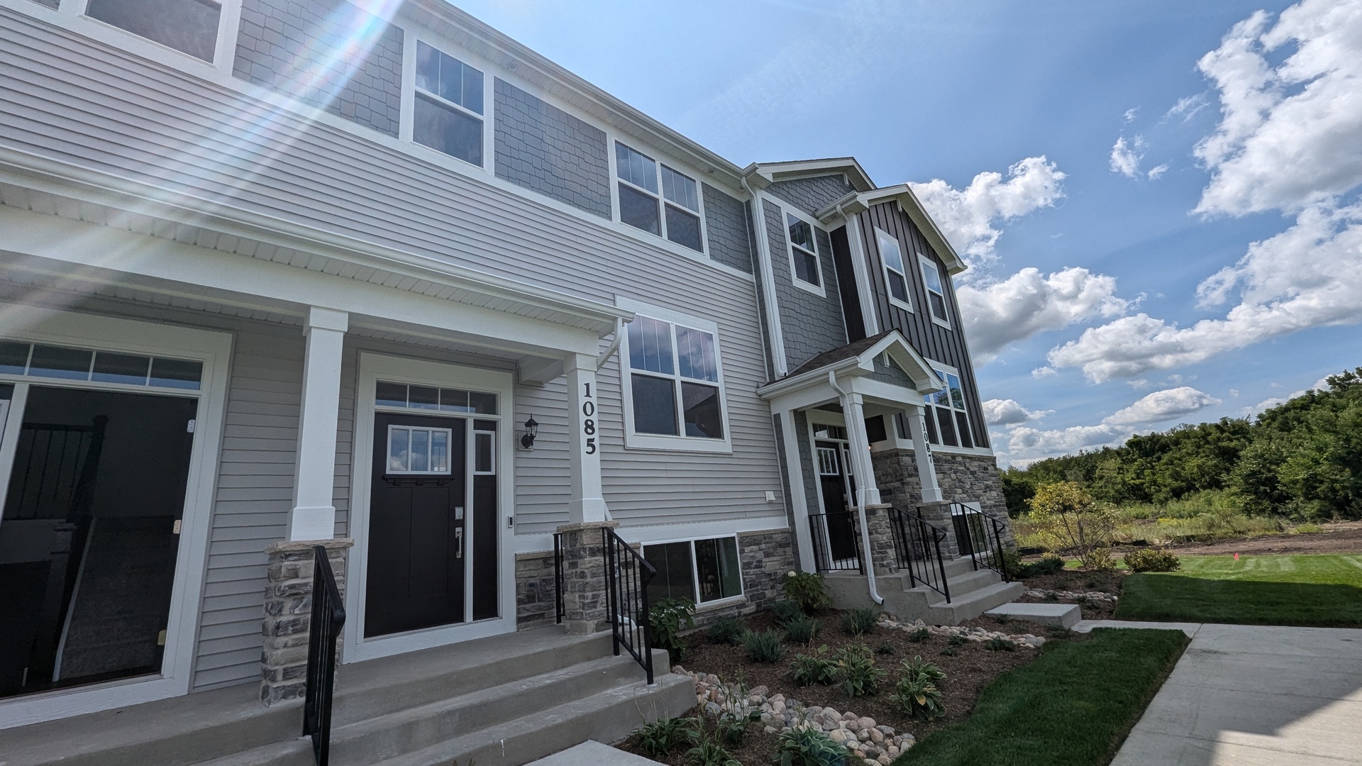 1085 Atterberg Road, Unit 4005 South Elgin, IL 60177 - Photo 1 of 17