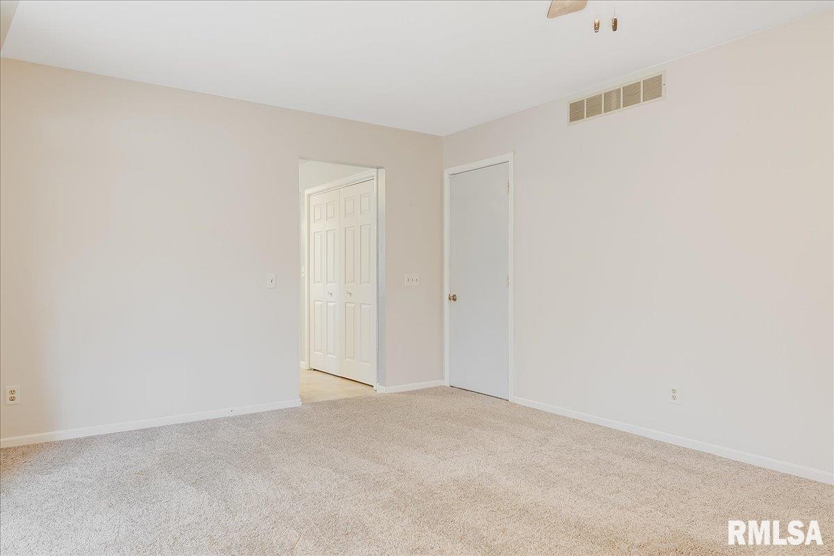 11 Taft Drive Rochester, IL 62563 - Photo 17 of 32