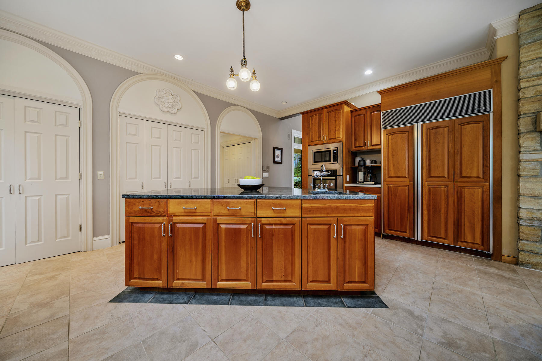 28 Rivers Edge Drive Kennebunk, ME 04043 - Photo 17 of 104 Kitchen