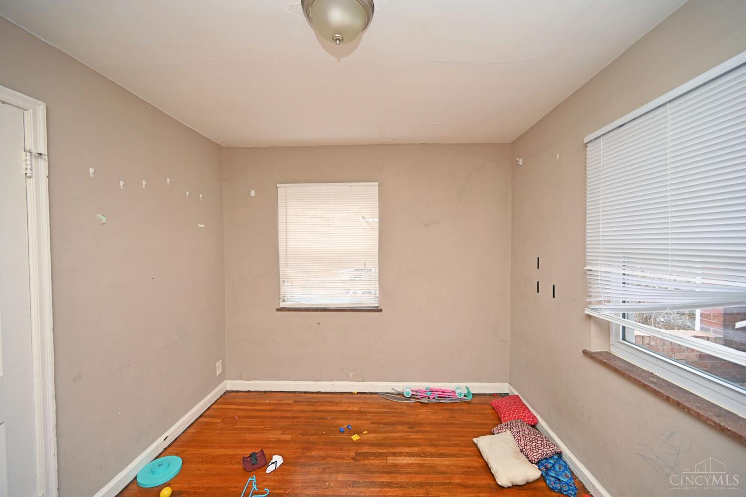 2226 Langdon Farm Road Cincinnati, OH 45237 - Photo 8 of 13