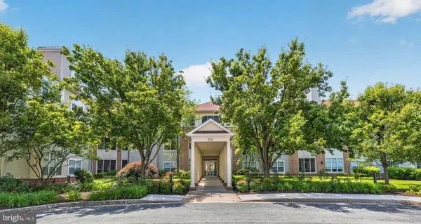 $2,750 | 2111 Ganton Green, Unit 208E, Woodstock, MD 21163