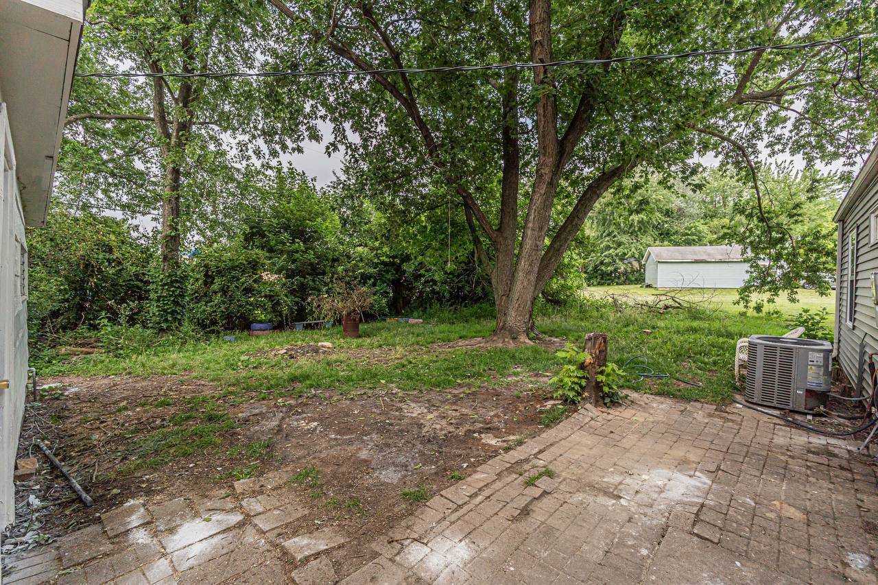 307 Louis Road Joliet, IL 60433 - Photo 17 of 20