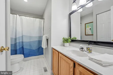 $459,000 | 221 Cambridge Circle, Unit 113, Kennett Square, PA 19348