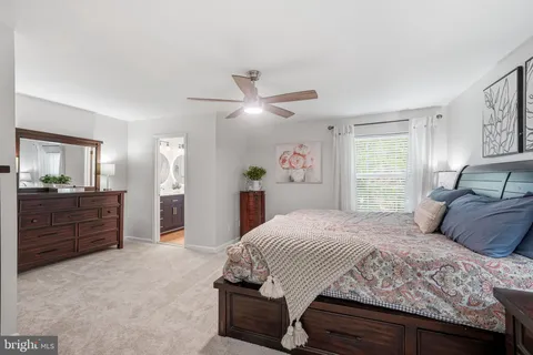 $459,000 | 221 Cambridge Circle, Unit 113, Kennett Square, PA 19348