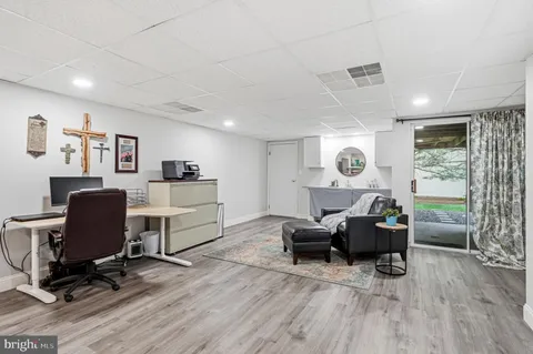 $459,000 | 221 Cambridge Circle, Unit 113, Kennett Square, PA 19348