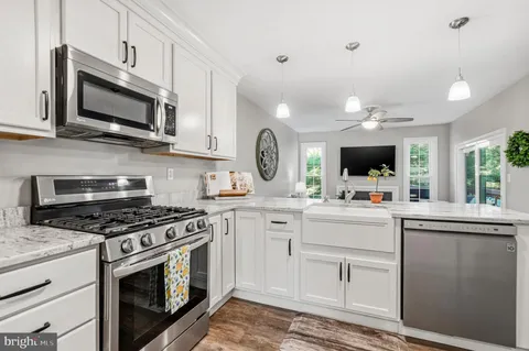 $459,000 | 221 Cambridge Circle, Unit 113, Kennett Square, PA 19348