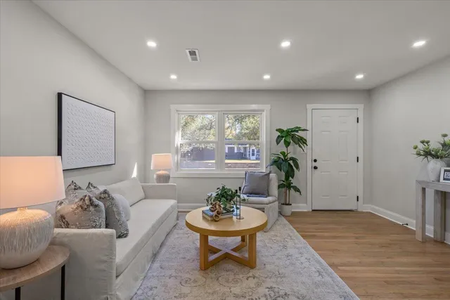 $484,900 | 21 Pratt Street, Charleston, SC 29407