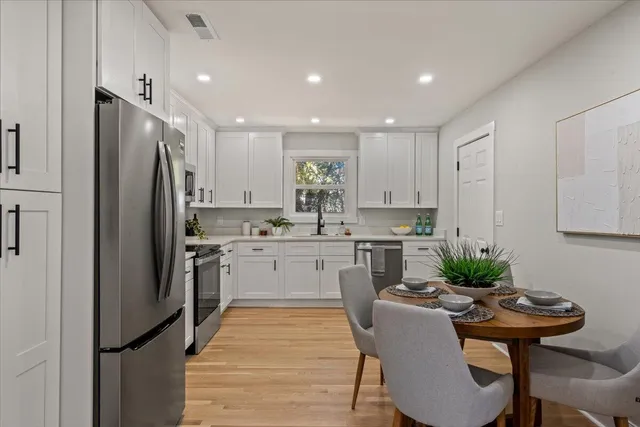 $484,900 | 21 Pratt Street, Charleston, SC 29407