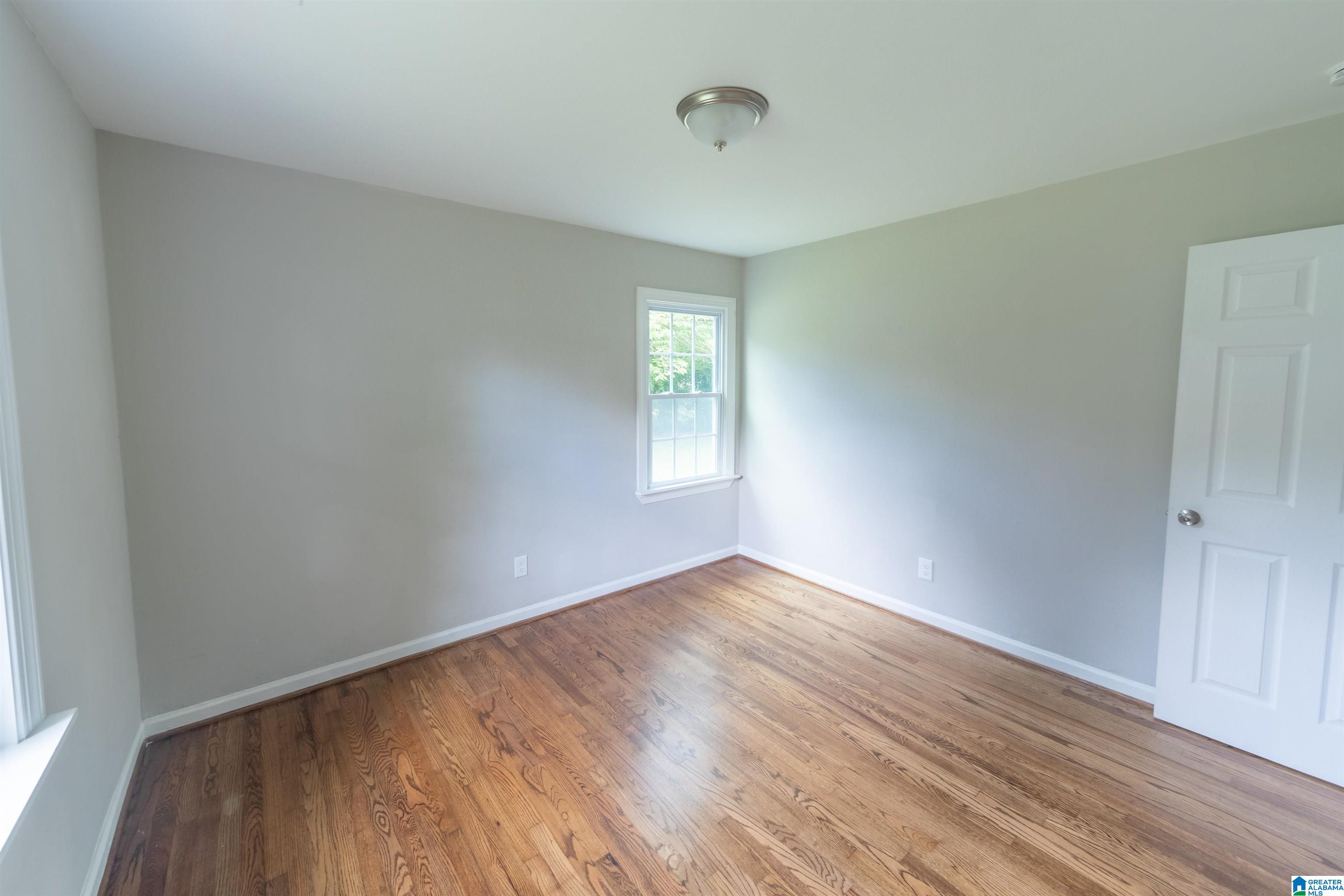 136 Crystal Avenue Bessemer, AL 35023 - Photo 20 of 37