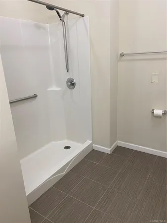 $2,000 | 401 Bluestone Court, Unit 202, Maybrook, NY 12543