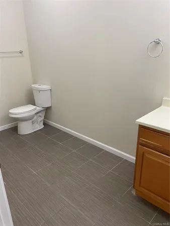 $2,000 | 401 Bluestone Court, Unit 202, Maybrook, NY 12543