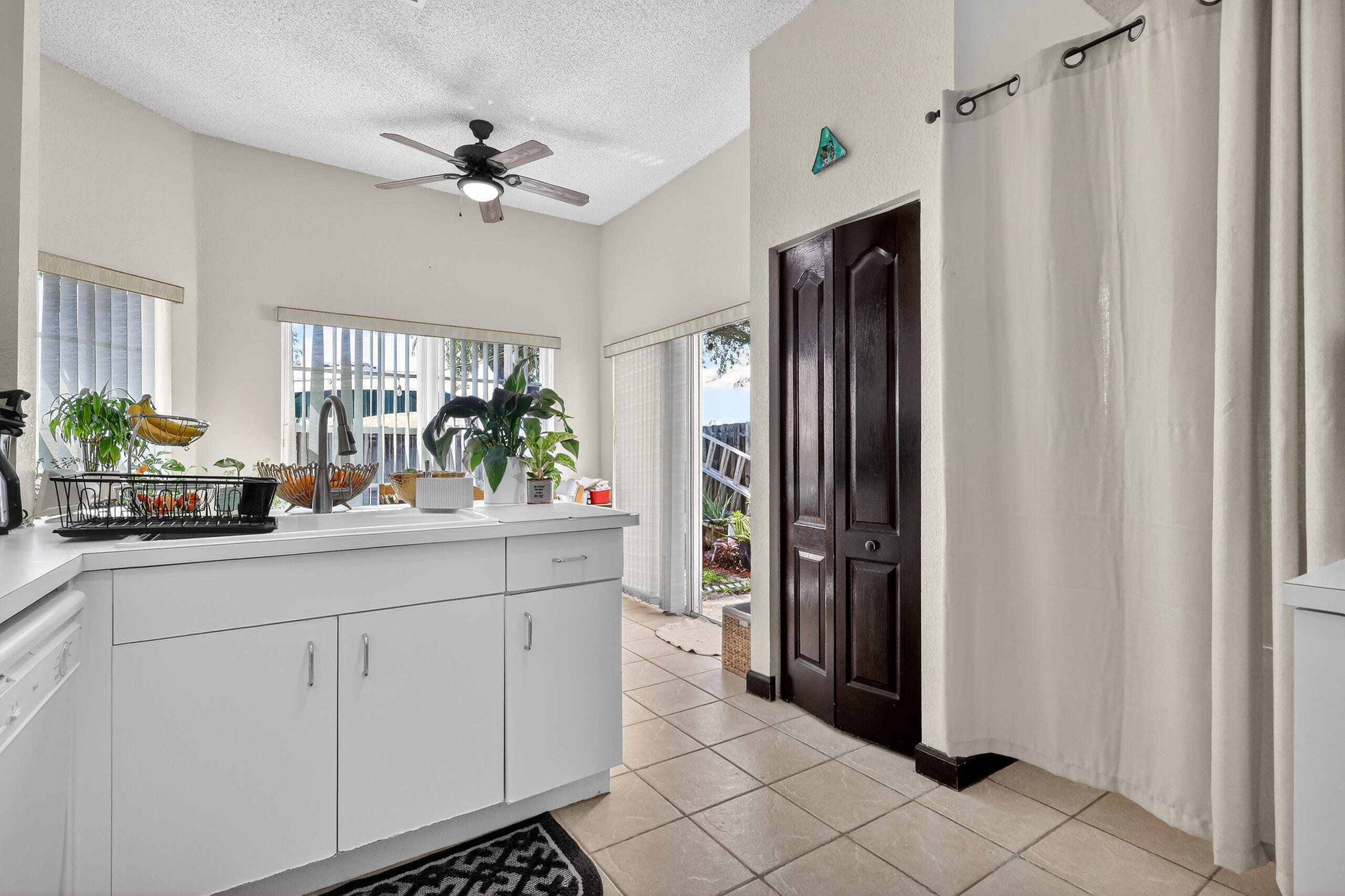 16266 Southwest 103rd Terrace Miami, FL 33196 - Photo 9 of 32 13-print-8H3A2944