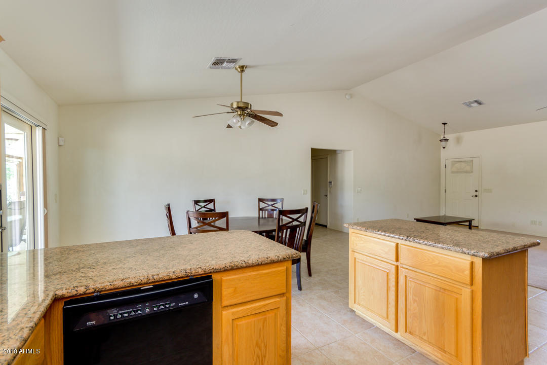 843 South Starr Road Apache Junction, AZ 85119 - Photo 11 of 39 13-Starr