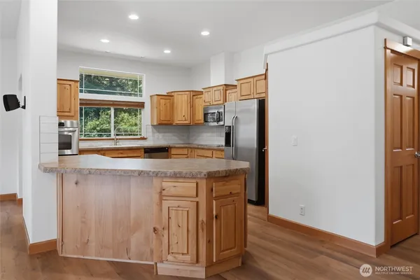 $549,995 | 16618 40th St Court Northwest, Lakebay, WA 98349