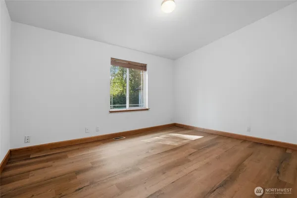 $549,995 | 16618 40th St Court Northwest, Lakebay, WA 98349