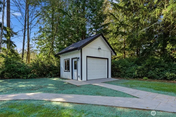$549,995 | 16618 40th St Court Northwest, Lakebay, WA 98349