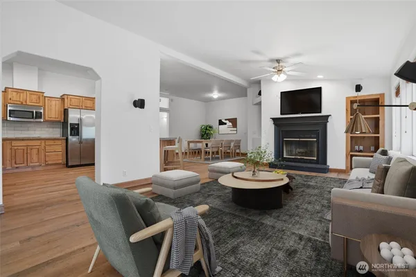 $549,995 | 16618 40th St Court Northwest, Lakebay, WA 98349