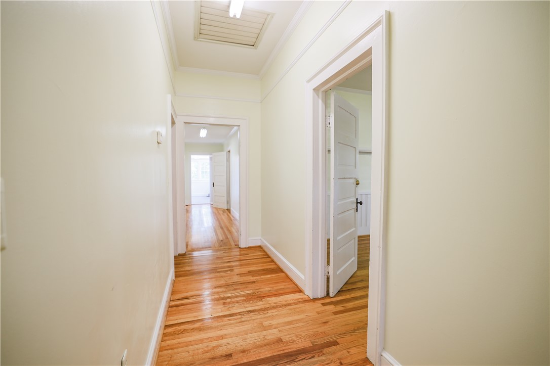 206 West North 1st Street Seneca, SC 29678 - Photo 17 of 38