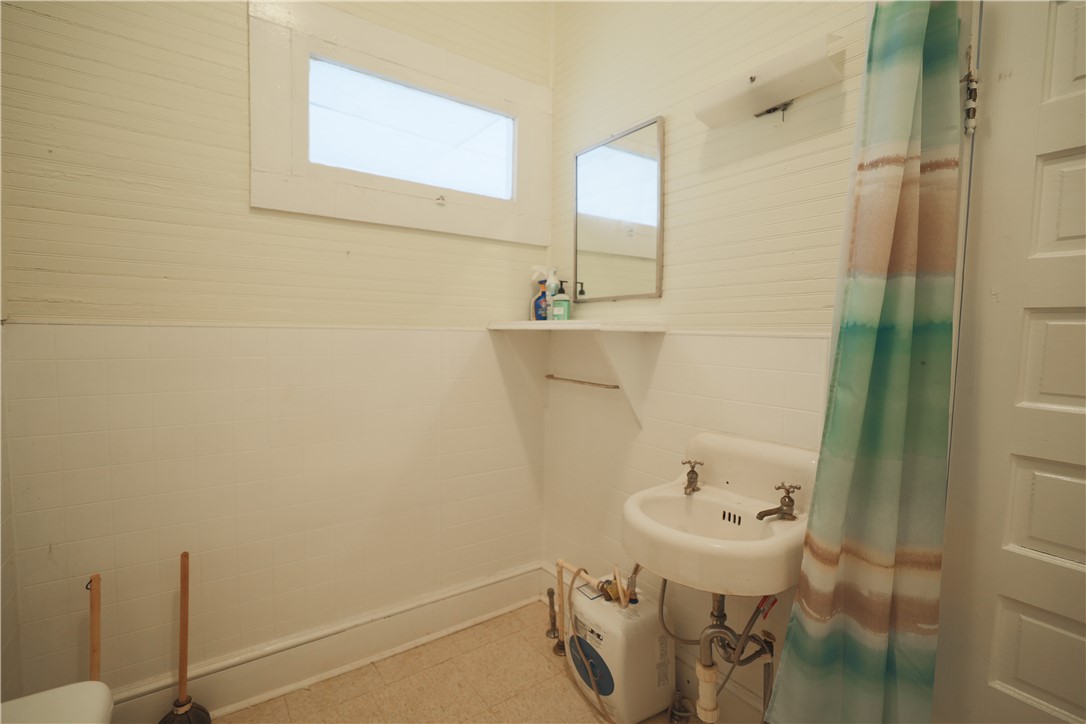 206 West North 1st Street Seneca, SC 29678 - Photo 30 of 38