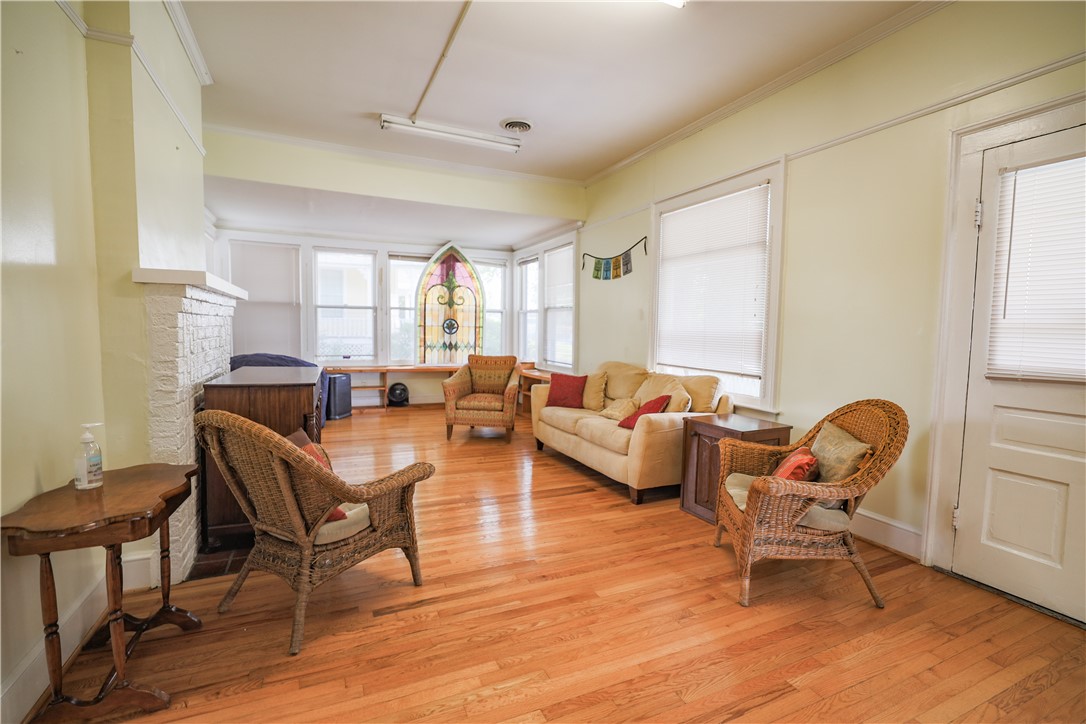 206 West North 1st Street Seneca, SC 29678 - Photo 8 of 38