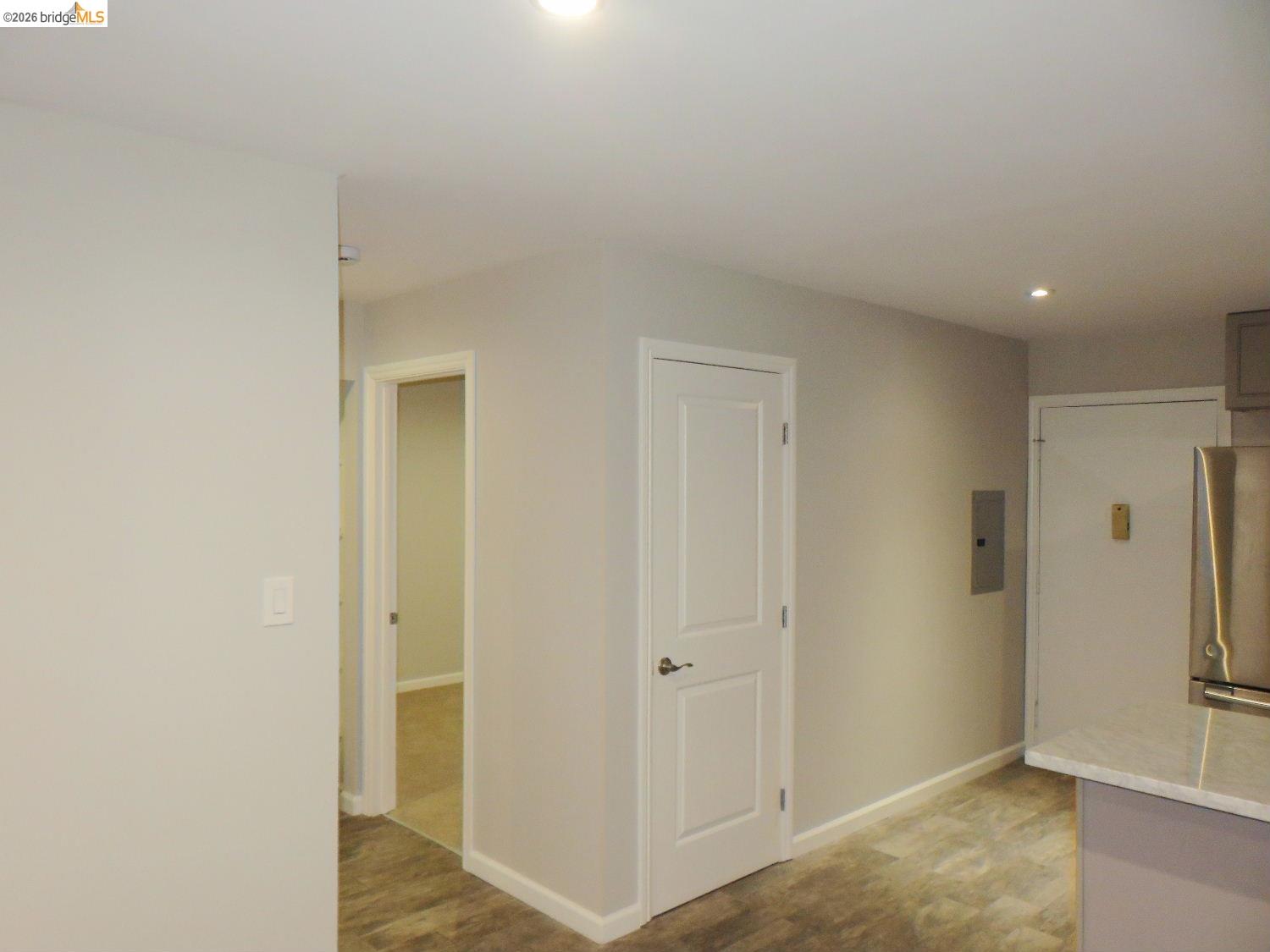 325 Kitty Hawk Road, Unit 304 Alameda, CA 94501 - Photo 19 of 36 Gallery Image 19