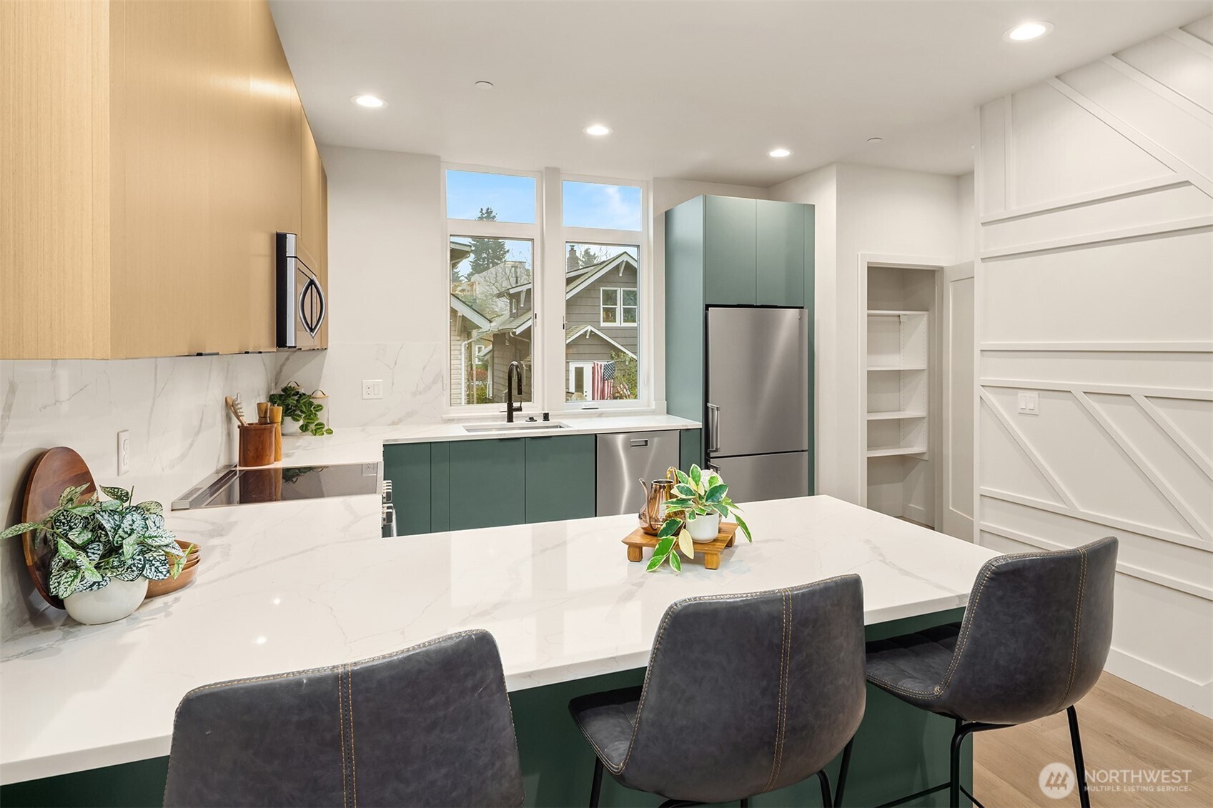 1615 North 50th Street, Unit C Seattle, WA 98103 - Photo 5 of 19